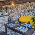 Camellia Villa *